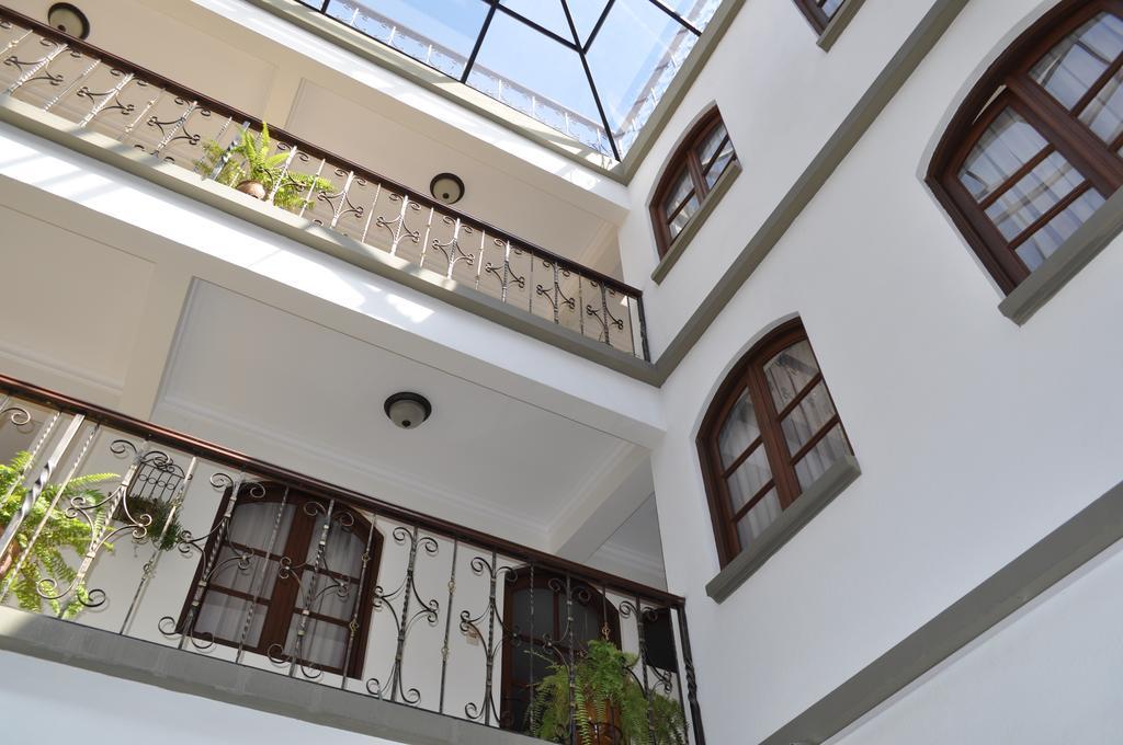 Hostal Patrimonio - Sucre Exterior photo