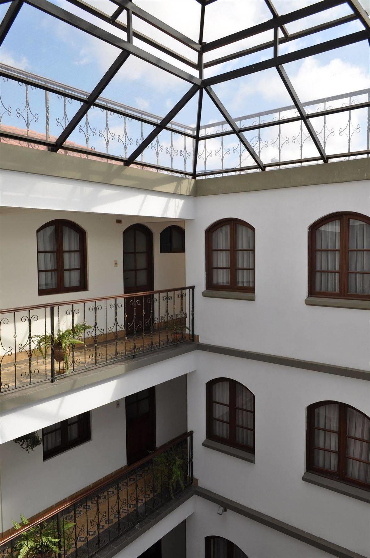 Hostal Patrimonio - Sucre Exterior photo